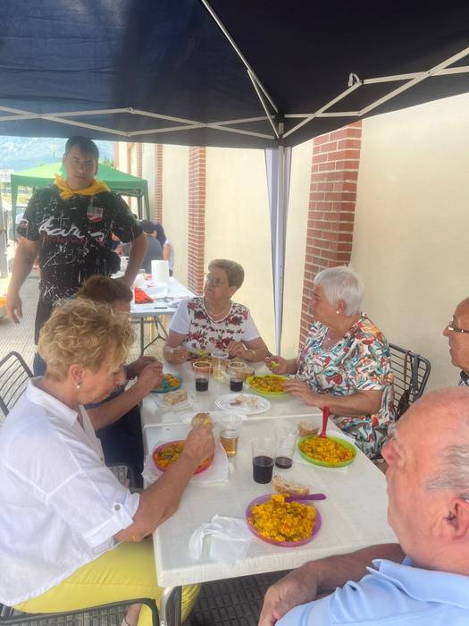 Paella, tortilla eta jokoak  16 1754350550435