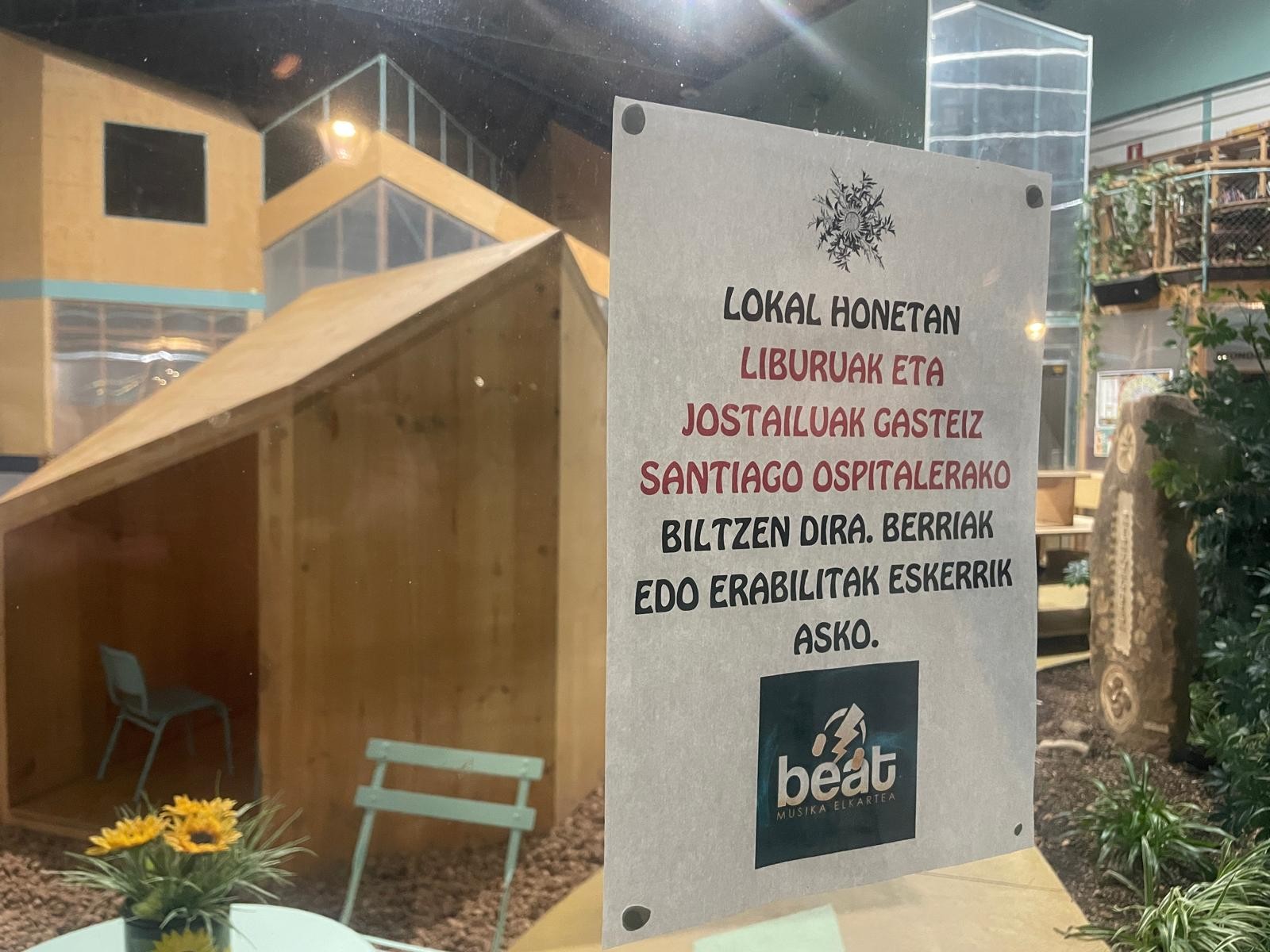 Santiago ospitalerako liburu eta jostailu bilketa abiatu du Beat elkarteak