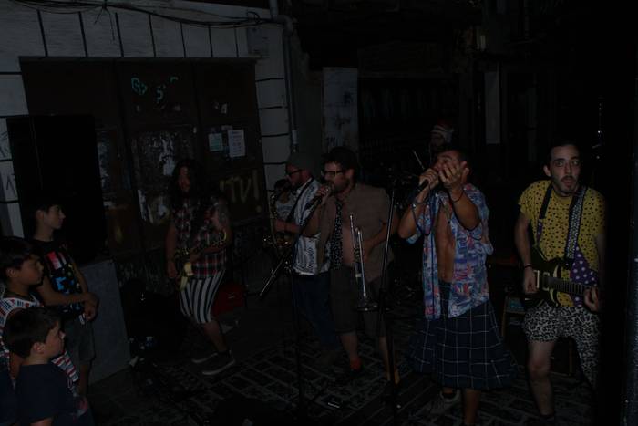 Morrillon lagun, joko artean 73 1502906696286