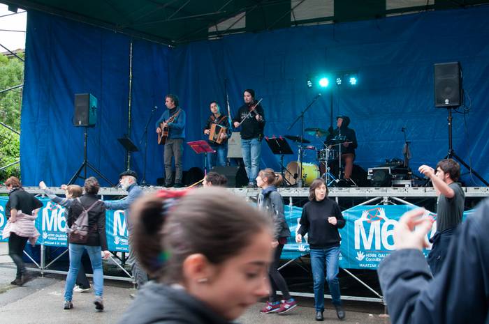 Danbor-hotsak, barraskilo ka 50 1525207947878