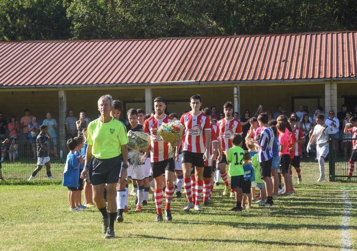 Okondon hildako bi gazteen o 3 1757424656468