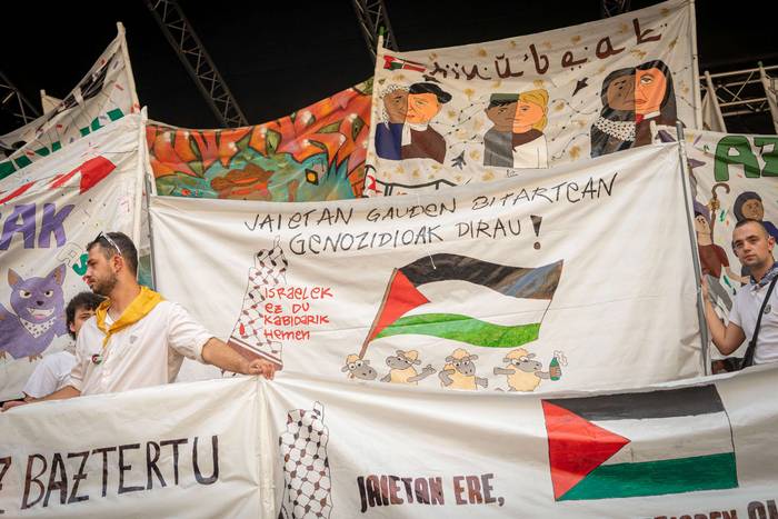 Festa-giro goria piztu du La 20 1755256959706