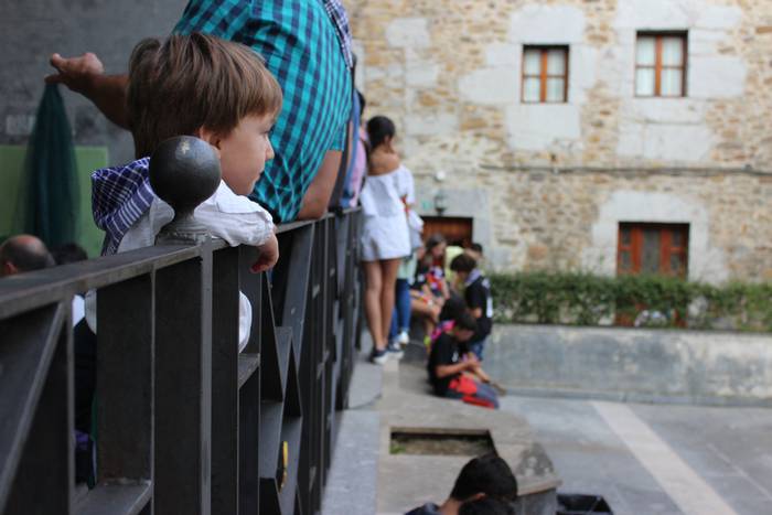 Txupina jaurtita hasi dira O 22 1504206217288