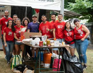 Paella txapelketak Aretako dozenaka bizilagun elkartu ditu