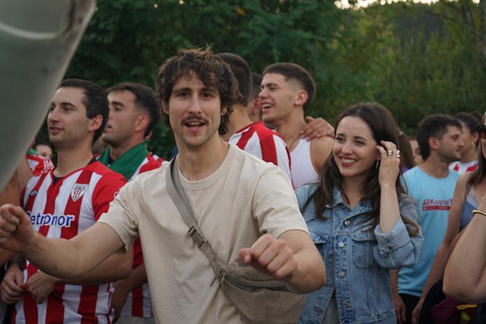 Arteko Gure Aman elkartu eta 56 1757796439412