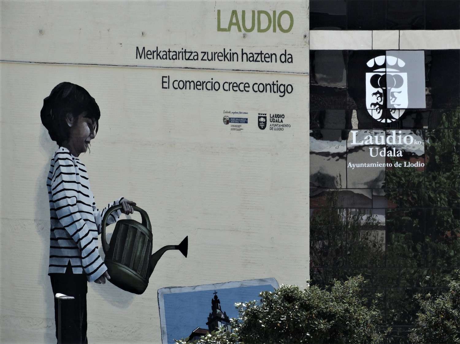 EH Bilduk “inor atzean ez uzteko” 15 neurri aurkeztu ditu, 2 milioi euro baino gehiagokoak, Covid-19ren eraginez, Laudion
