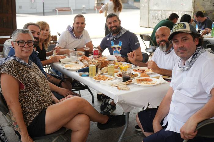 Paella txapelketarekin ekin  8 1755462937905