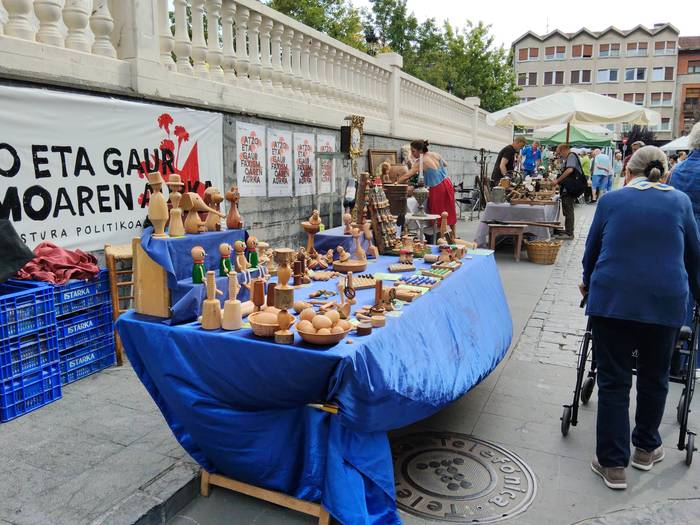 Antzinako objektuz eta bildu 66 1758390981905