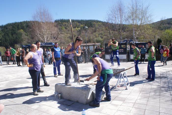 Baserri azoka ospatu dute Ok 48 1679904164940