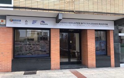 Urduñak Dolores Madaria eta Landata auzoetako bulegoak zabaldu ditu auzokideei hiri-berroneratze integralerako proiektuen eta horiei lotutako dirulaguntzen berri emateko
