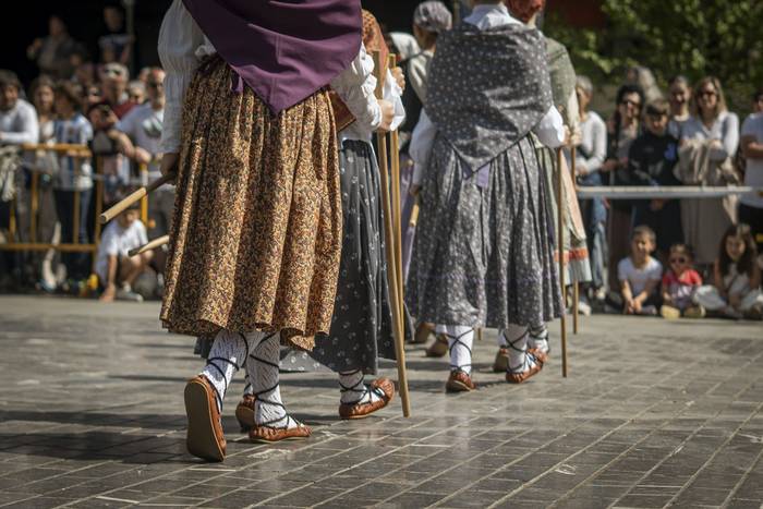 Dantzaz bete dute Amurrioko  14 1776607500794