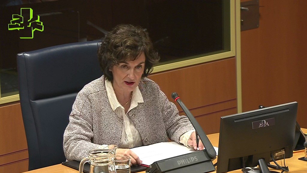 EiTBko zuzendariak justifikatu du Laudioko tokiko ekoizle batek zeraman “Altsasukoak aske” kamiseta zentsuratu izana