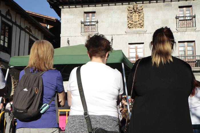 Herri galdeketan jai giroa n 12 1494236240197