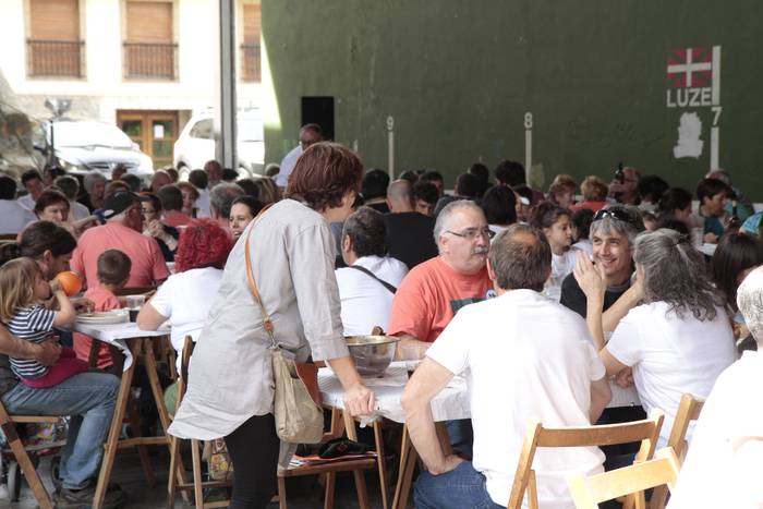 Herri galdeketan jai giroa n 82 1494252666689