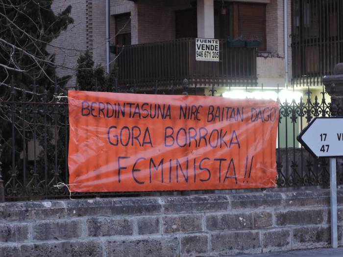 Ehunka lagun bildu dira esku 26 1489046636164