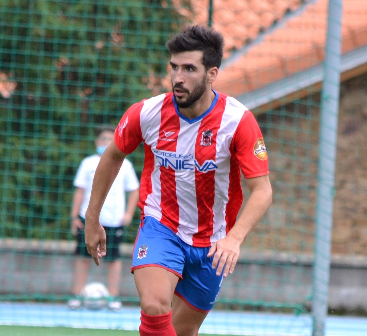 Unai Galdos lagun eta futbol jokalariari omenaldia