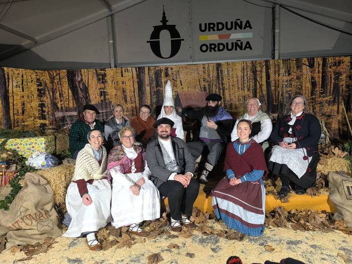 Foru plaza bete dute Olentze 13 1766617952622