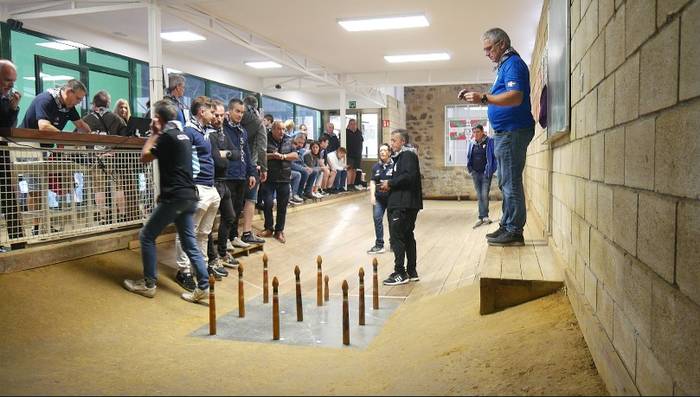 Asteburu honetan ebatziko da Arabako Bolatoki Txapelketa eta Aiaraldea Komunikabideak zuzenean emitituko du finala