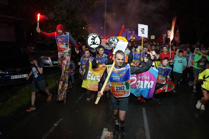 Aldarrikapenez eta pirotekni 100 1774615496342