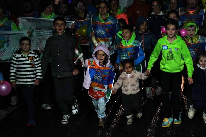 Ehunka lagun atera ditu Korr 71 1774607501002