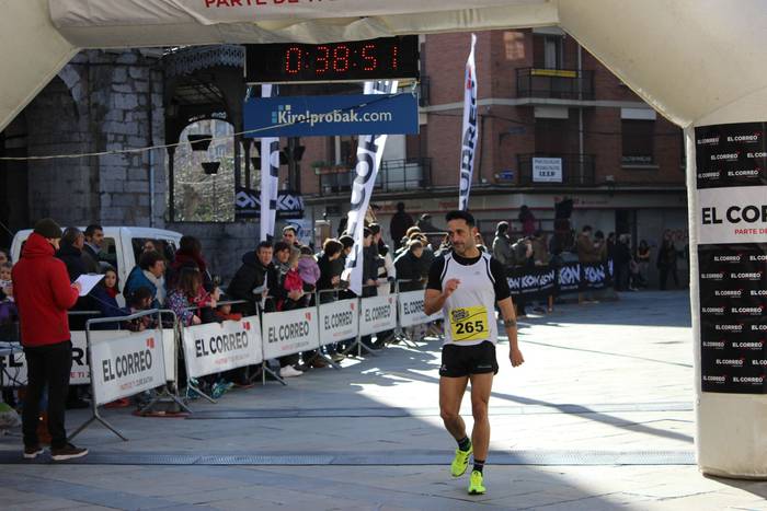 300 korrikalari baino gehiag 72 1517150312309