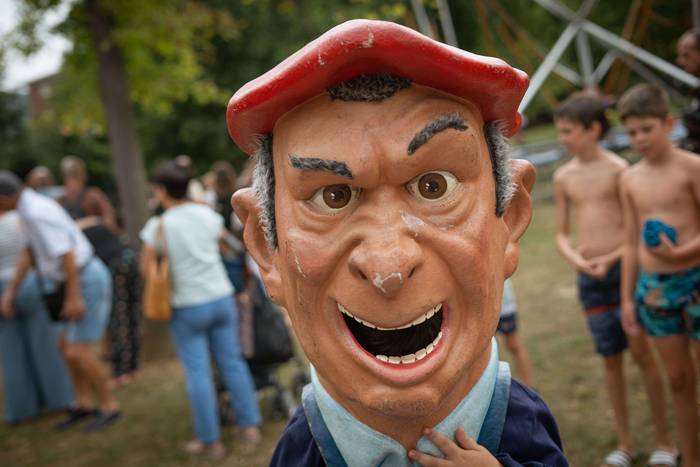 Haur eta nagusiak izan dira  12 1755092517934