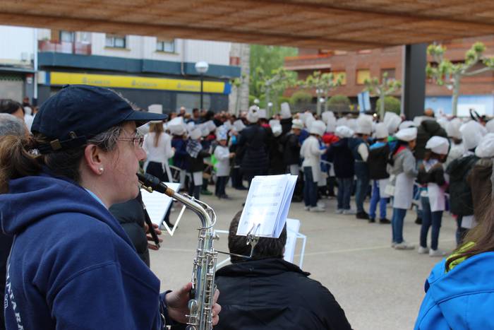 San Anton plazan egin dute u 18 1493306444152