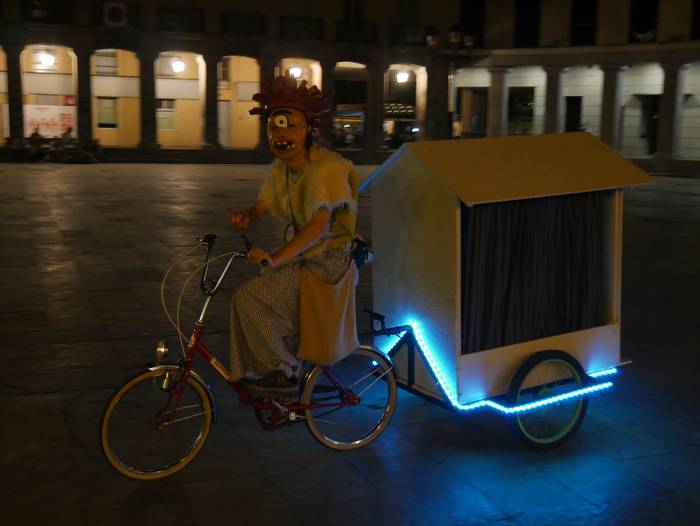 Dantza eta sua uztartu zitue 61 1661604317824