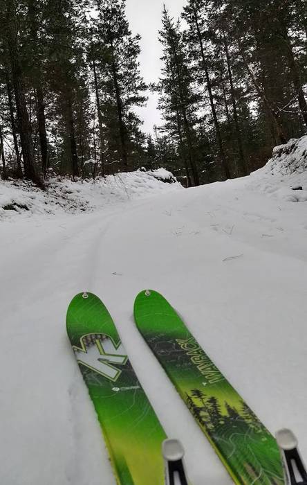 Orozkon eskiatzeko aprobetxatu dute mendizaleek