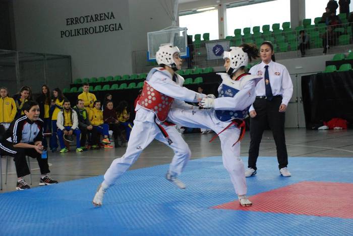 Zilarra eskuratu zuten laudi 9 1516989511387