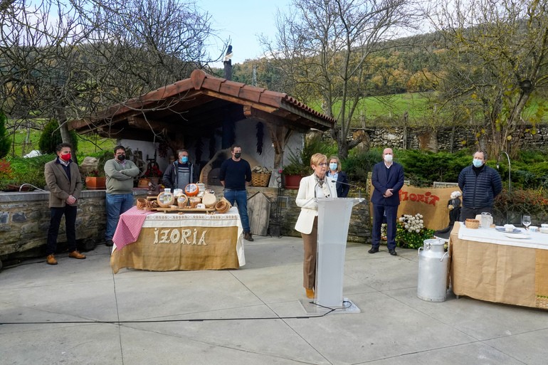 Izoriako gaztandegian aurkeztu dituzte 'Euskal Gaztak' proiektuaren barruko sei gazta berri
