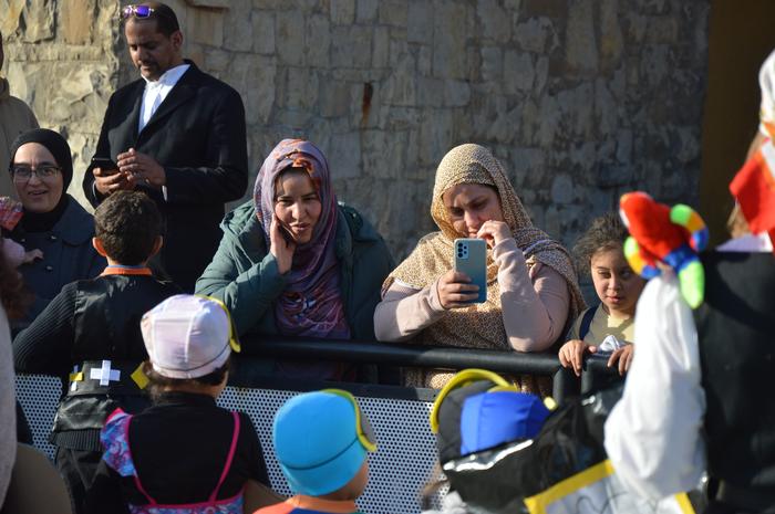 Sormena eta kolorea atera di 133 1676672562889