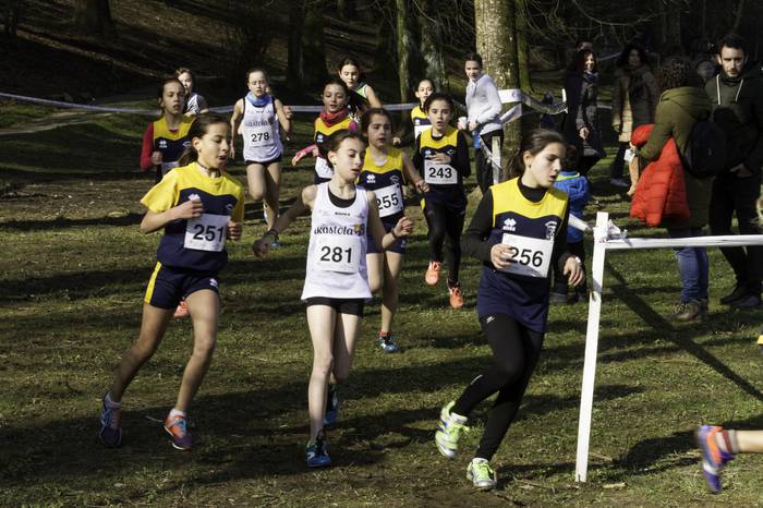 Umeek eta gurasoek bete zute 54 1519652922901