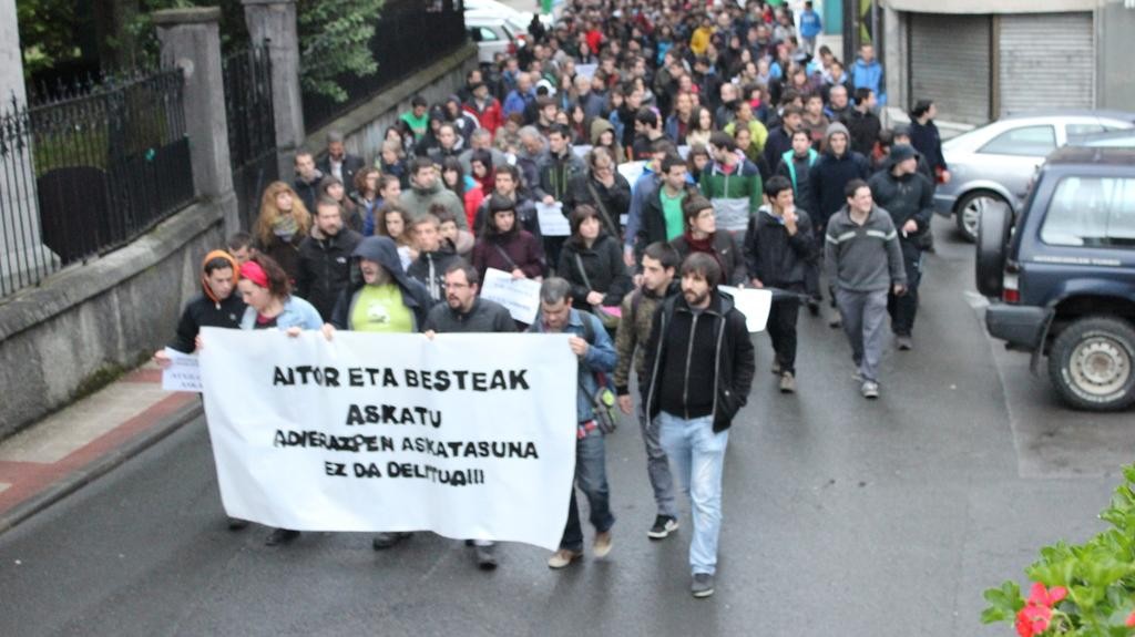 Aitor Martinezen aurkako auzia bertan behera geratu da