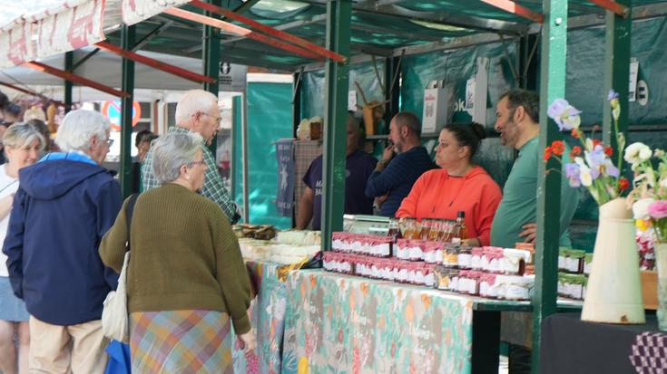 Agroekologiaren esparruan egindako lana aldarrikatu dute Urduñako azokan