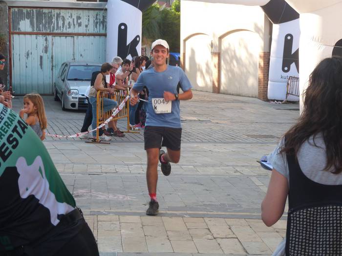 Haur zein helduek izan zuten 320 1538429750462