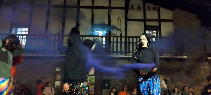 Aiaraldeko hamaika txokotara 52 1761963982317