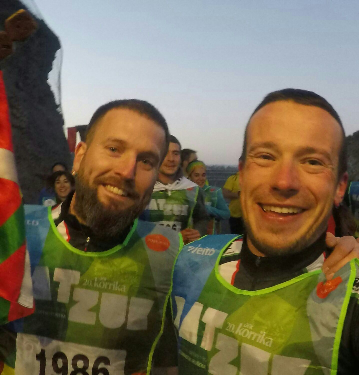Josu Ganzabalek eta Uxue Tomek irabazi dute Korrikako Selfie eta Boomerang Txapelketaren zozketa