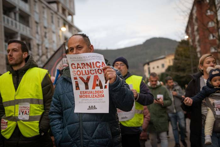 Fabrika barrura eraman dute  2 1769714896102