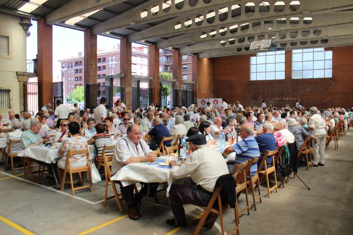 Atzoko Gazteen Egunak itxi d 119 1503058523145