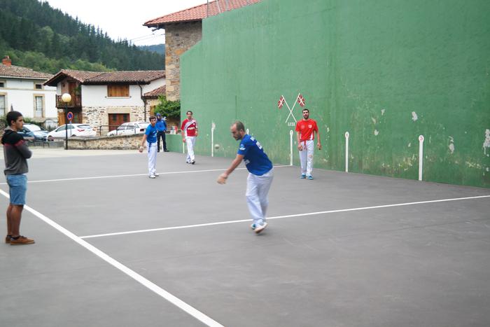 Andra Mari Txiki jaiek egita 63 1505146582759