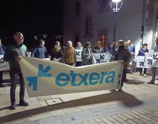 Mobilizazioa eta kontzertuak uztartu zituzten ostiralean euskal preso politikoen alde