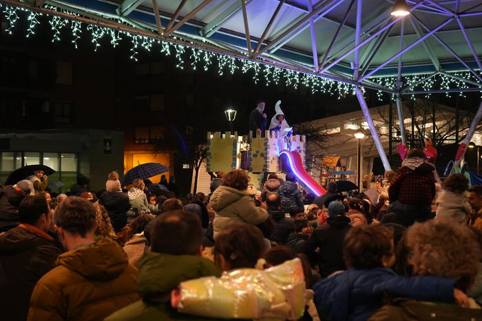 Kalejorarik gabe, baina jend 10 1766614729271