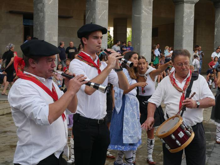 Dantza eta sua uztartu zitue 20 1661604186641