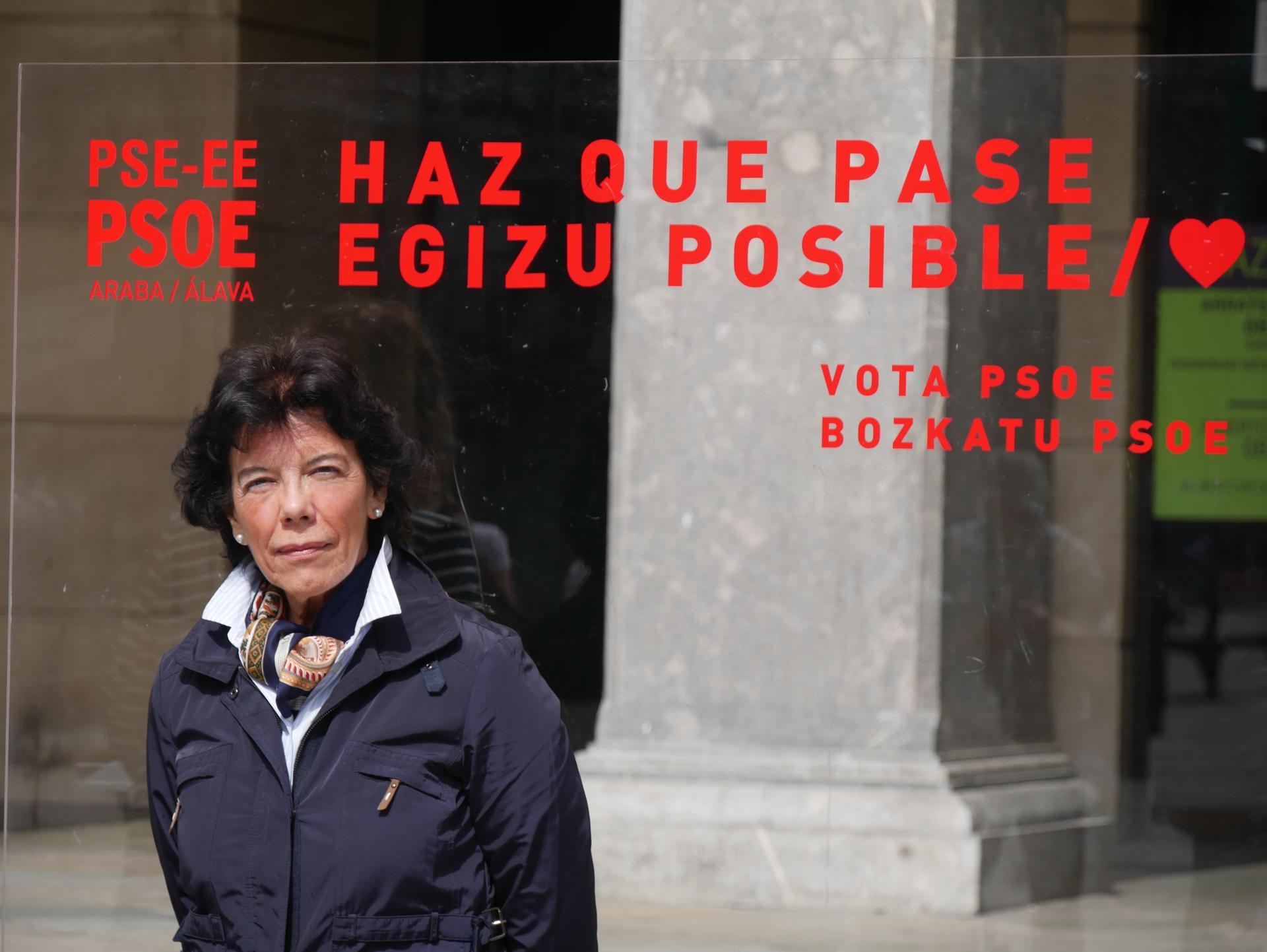 Ikasturtea inork ez errepikatzea erabaki du Espainiako Gobernuak, salbuespen batzuekin