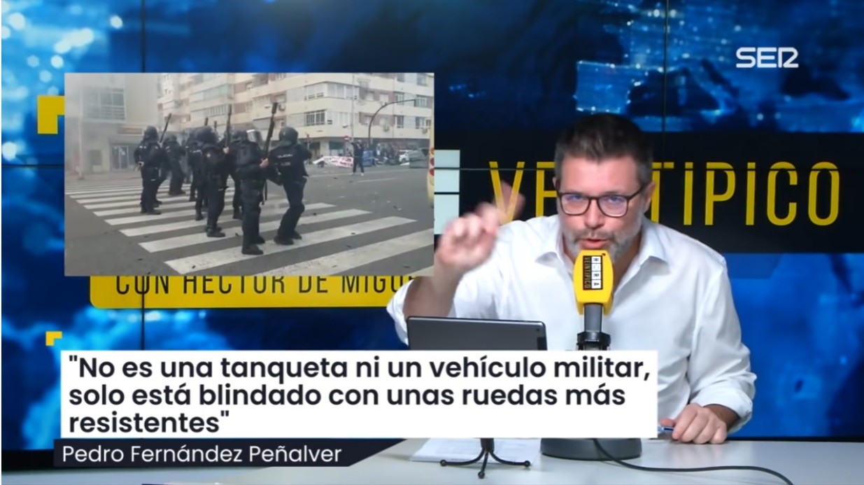 Tubacexeko grebalariak protagonistak, Hector de Miguel "Queque" umoregilearen irratsaio berriaren sarreran