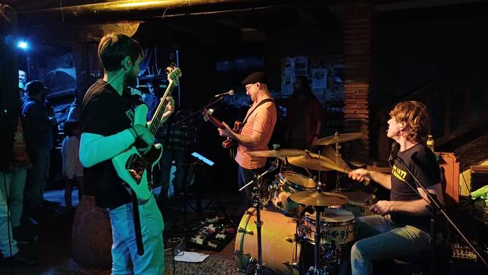 Eriz eta Lainopilak taldeak  10 1769894259367