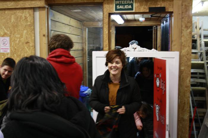 Aiaran ere armairutik atera  14 1511252135555