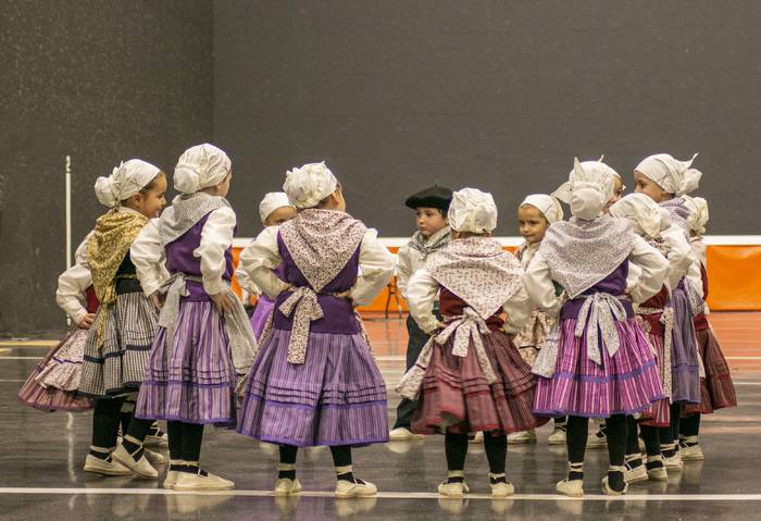 Ubixeta dantza taldeak dantz 22 1766416434667