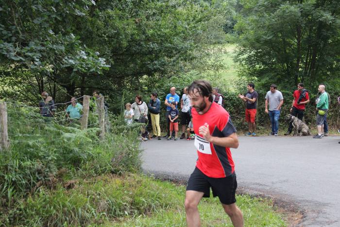 Auzoko mendiak zeharkatu zit 27 1498470856663